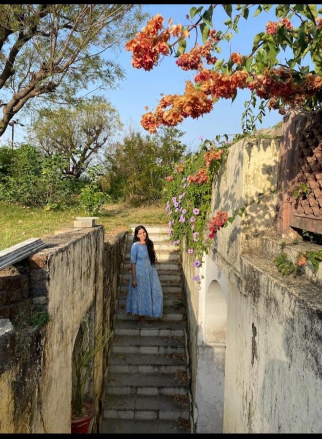 Bassi Fort Palace Chittorgarh Exteriör bild