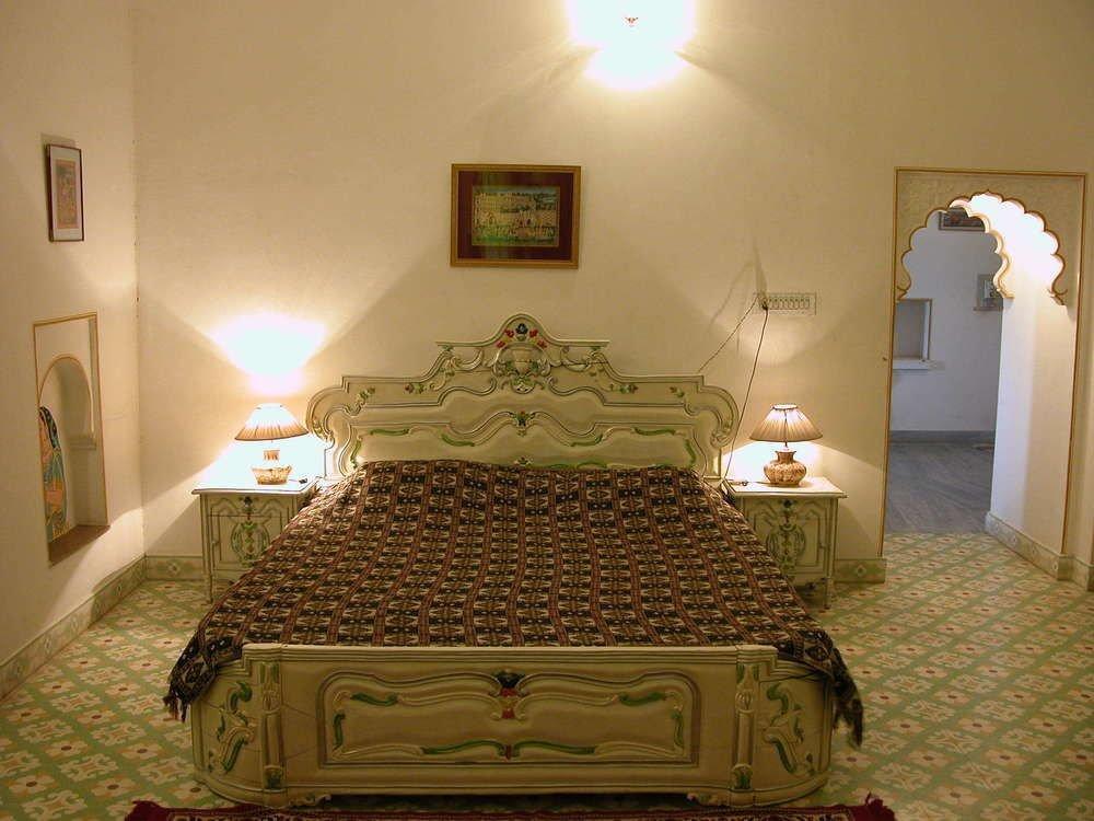 Bassi Fort Palace Chittorgarh Exteriör bild