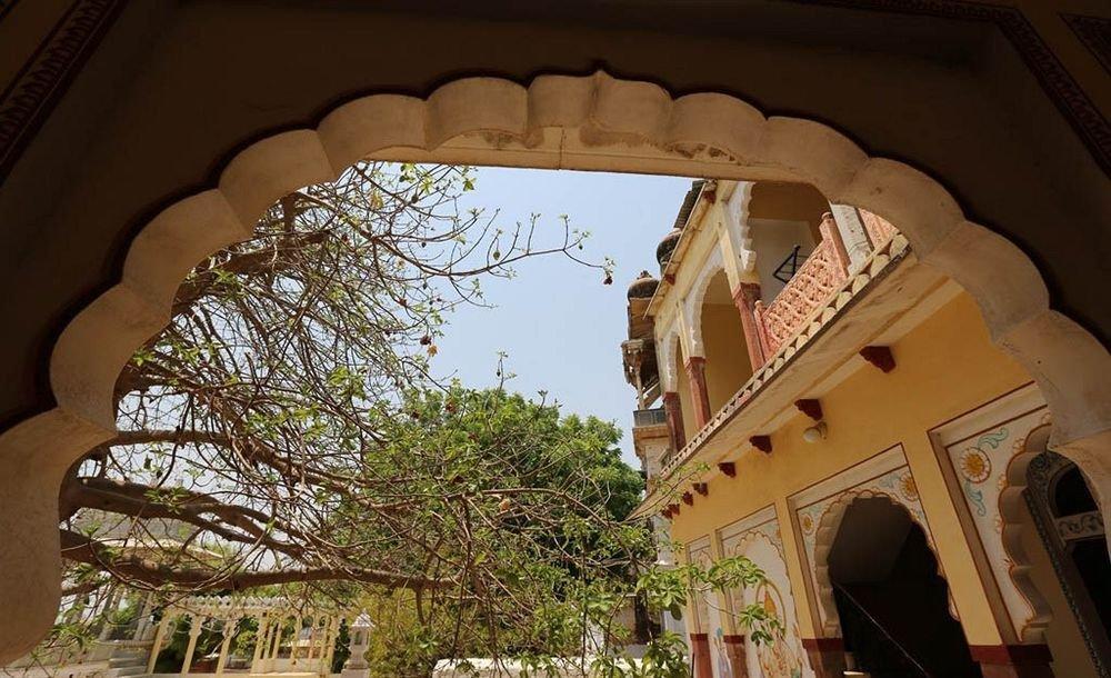 Bassi Fort Palace Chittorgarh Exteriör bild