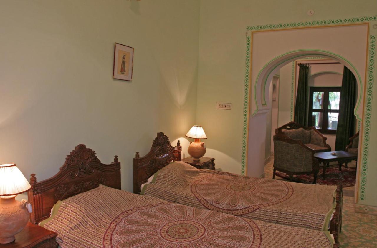 Bassi Fort Palace Chittorgarh Exteriör bild